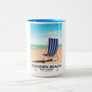 Caneca De Café Em Dois Tons Cartaz de viagem vintage da Praia de Cooden East S
