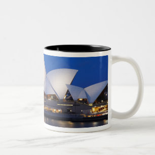 Caneca De Café Em Dois Tons Casa da Ópera de Sydney à Noite, Sydney, Nova Gale