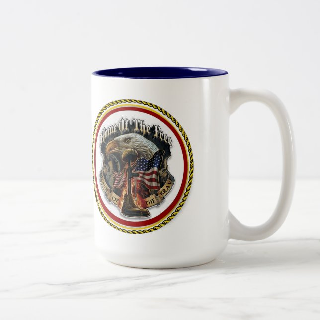CANECA DE CAFÉ EM DOIS TONS CASA DOS GRATUITOS (Direita)