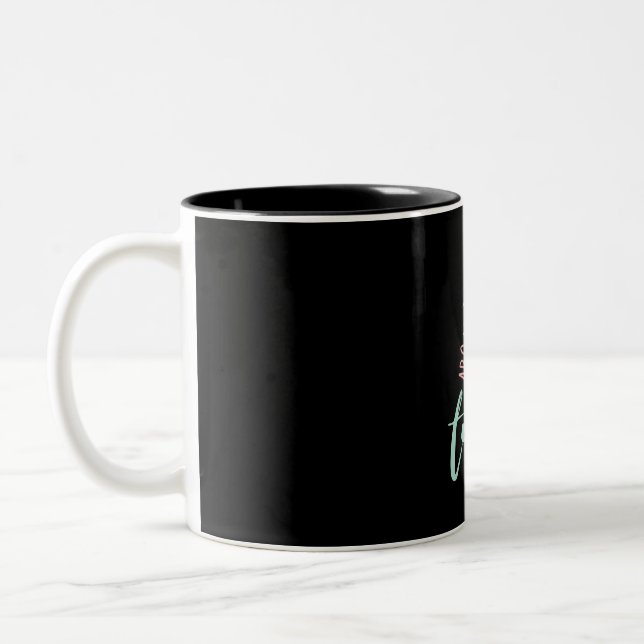 Caneca De Café Em Dois Tons Casal Oferece Todo O Comboio De Amor (Esquerda)