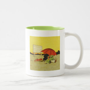 Caneca De Café Em Dois Tons Casal Romântico Vintage Beijando sob Guarda-Chuva 