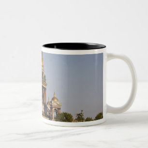 Caneca De Café Em Dois Tons Catedral de São Isaac, a partir do rio Neva