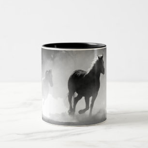 CANECA DE CAFÉ EM DOIS TONS CAVALOS CORRENTES