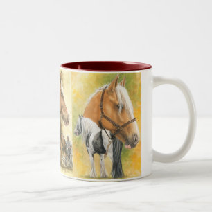 Caneca De Café Em Dois Tons Cavalos de esboço triplos