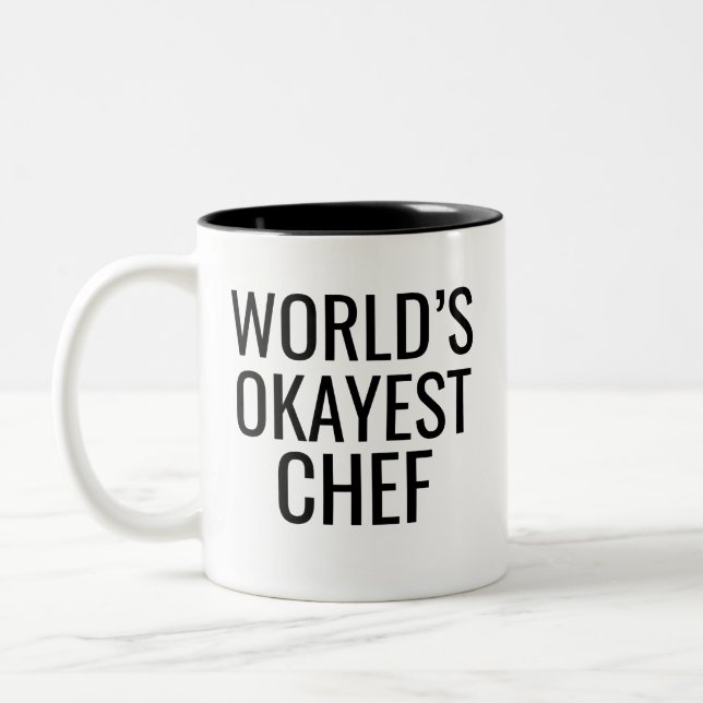 Caneca De Café Em Dois Tons Chef de Okayest do Mundo (Esquerda)