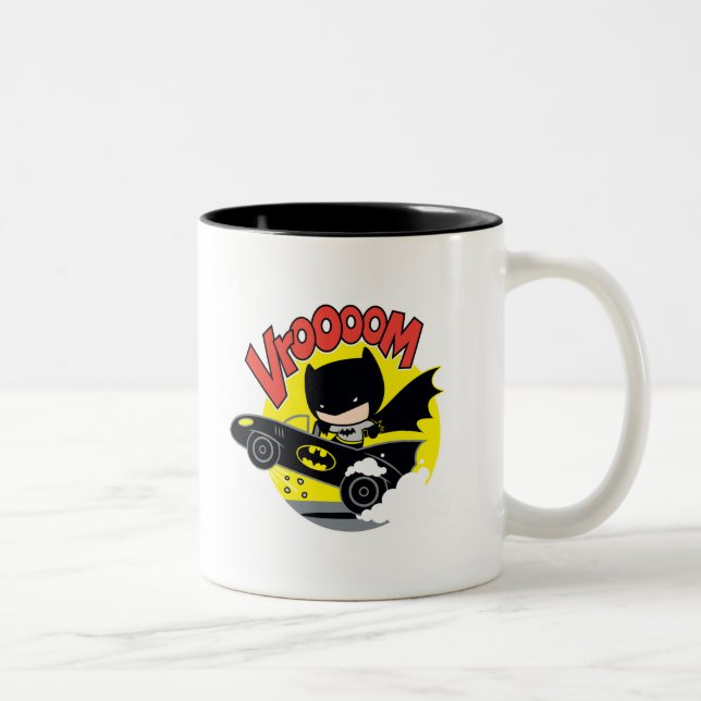 Caneca De Café Em Dois Tons Chibi Batman No Batmobile (Direita)