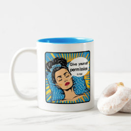 Caneca De Café Em Dois Tons Chic Retroativa: Citação Inspiracional Vintage Pop
