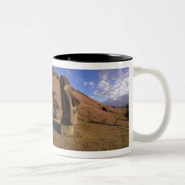 Caneca De Café Em Dois Tons Chile, Ilha de Páscoa. Encosta com Moai (Direita)