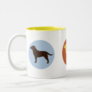 Caneca De Café Em Dois Tons Chocolate, Amarelo e Retrievers de Labrador Preto