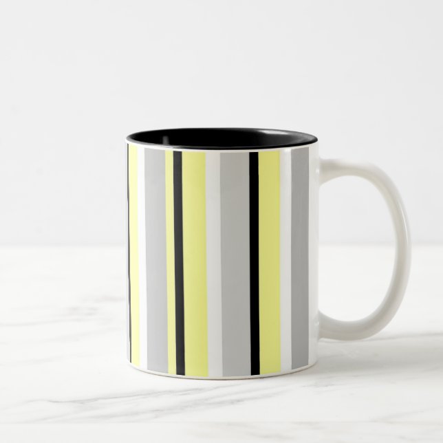 Caneca De Café Em Dois Tons Cinza e Amarelo Listrado Elegante (Direita)