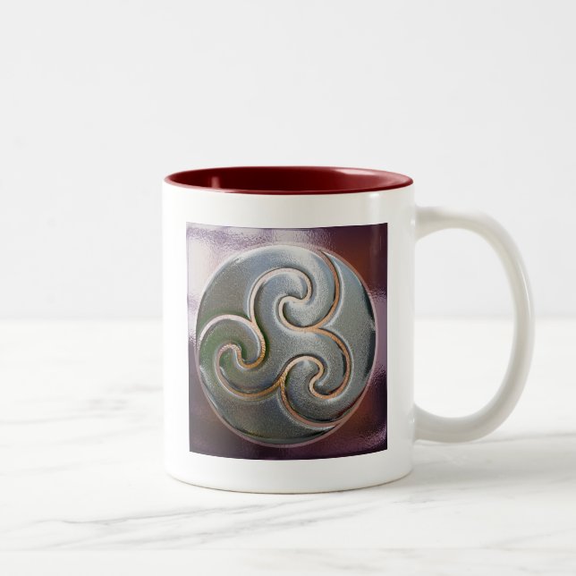 Caneca De Café Em Dois Tons círculo celta triskele gravado (Direita)