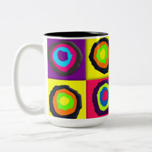 Caneca De Café Em Dois Tons círculos