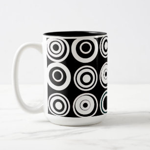 Caneca De Café Em Dois Tons Círculos Retro Branco Preto