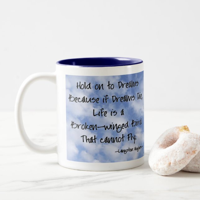 Caneca De Café Em Dois Tons Citação dos Sonhos de Langston Hughes (Com Donut)
