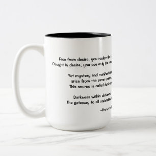 Caneca De Café Em Dois Tons Citação sobre a Escuridão do Tao Teh Ching