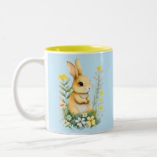 Caneca De Café Em Dois Tons Coelhinho de Páscoa bonito com Flores e Monograma