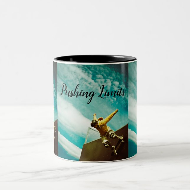 Caneca De Café Em Dois Tons Coffee Mug, Skate Embarcado (Centro)