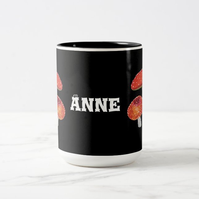 Caneca De Café Em Dois Tons Cogumelos vermelhos (Centro)