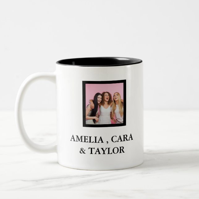Caneca De Café Em Dois Tons Colagem de Fotos de Amigos Moderna Simples (Esquerda)