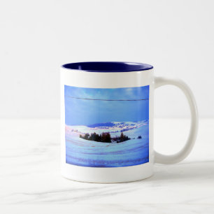 Caneca De Café Em Dois Tons Colinas nevadas