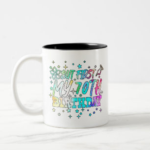 Caneca De Café Em Dois Tons colorida, mas primeiro meu texto de stripes de 70 