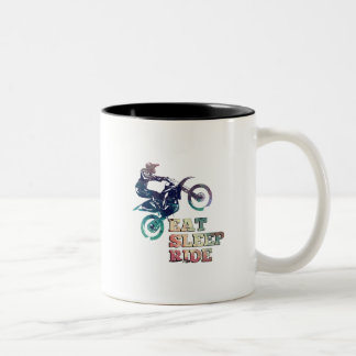 Caneca De Café Em Dois Tons Coma a bicicleta da sujeira do passeio do sono