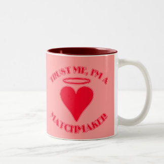 Caneca De Café Em Dois Tons Confie que eu mim é um casamenteiro
