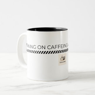Caneca De Café Em Dois Tons Correndo em Cafeine e Coffee Mug