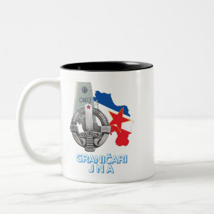 Caneca De Café Em Dois Tons Crachá JNA guardas de fronteira (Granicari JNA zna