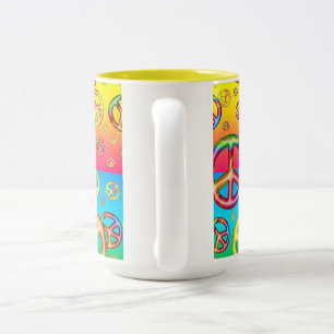 Caneca De Café Em Dois Tons Crianças Loucas Cores-PEACE OUT-2 Cama Tonelada