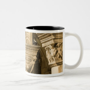 Caneca De Café Em Dois Tons Croácia, Dalmácia, Dubrovnik. Arcos de pedra e