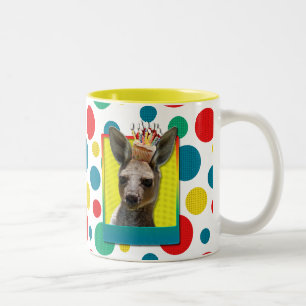 Caneca De Café Em Dois Tons Cupcake do aniversário - canguru
