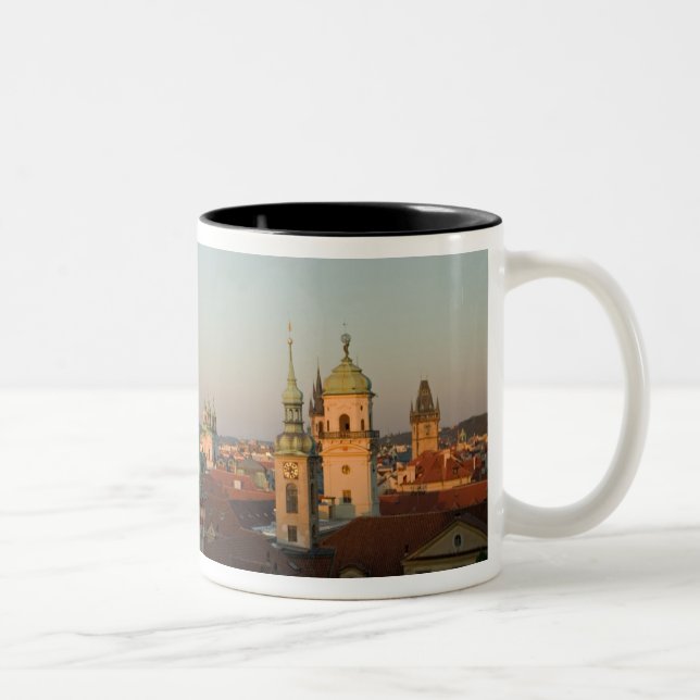 Caneca De Café Em Dois Tons Cúpula da Igreja de São Francisco, Praga, Repúblic (Direita)