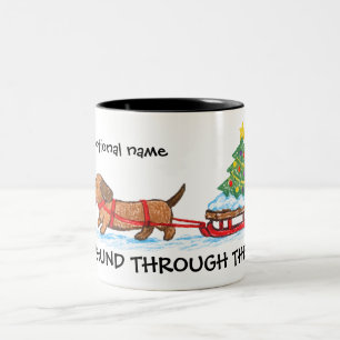 Caneca De Café Em Dois Tons Dachshund Através da Neve Natal