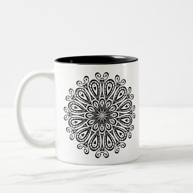 Caneca De Café Em Dois Tons Dançando Mandala (Esquerda)
