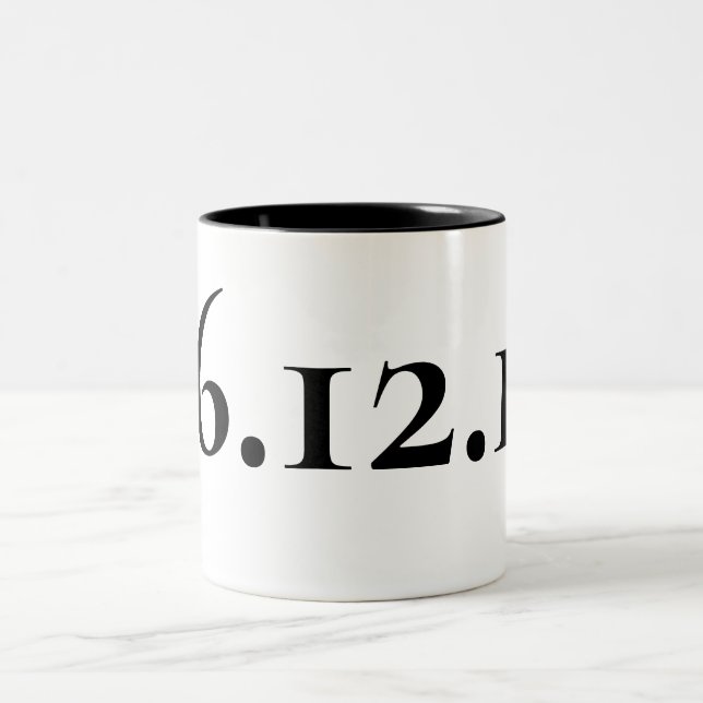 Caneca De Café Em Dois Tons Data Especial Personalizada Preto e Branco (Centro)