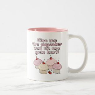 Caneca De Café Em Dois Tons Dê-me os cupcakes
