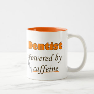 Caneca De Café Em Dois Tons Dentista Acionado pela cafeína