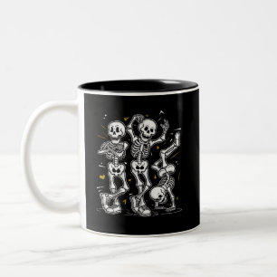Caneca De Café Em Dois Tons Desafio de Dança dos Esqueletos Dançantes Hallowee