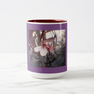 Caneca De Café Em Dois Tons Design de ameixa