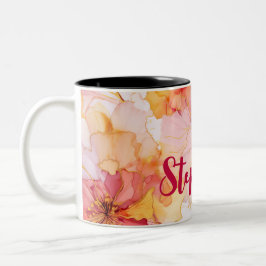 Caneca De Café Em Dois Tons design de flor de aquarela com nome