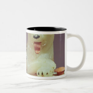 Caneca De Café Em Dois Tons Detalhe de tampa de um frasco do unguent com uma