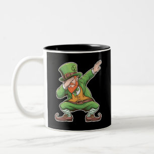 Caneca De Café Em Dois Tons Dia de São Patrício Dab Dabbing Leprechaun Verde