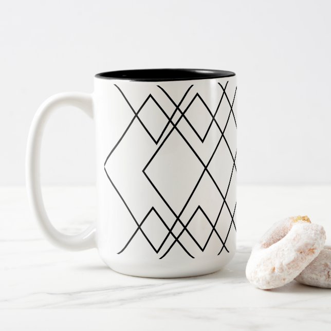 Caneca De Café Em Dois Tons Diamante Geométrico Negro e Branco (Com Donut)