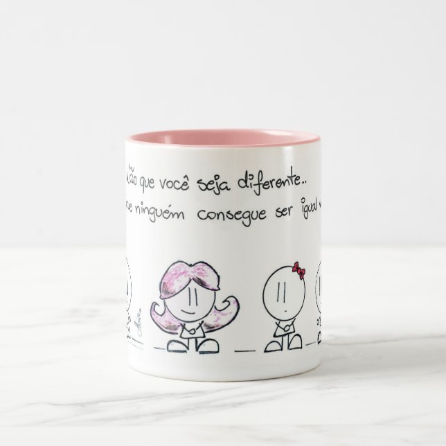 Caneca De Café Em Dois Tons Diferente (Centro)