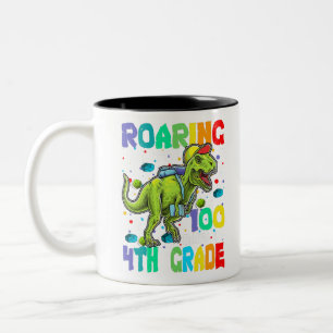 Caneca De Café Em Dois Tons Dinossauro T-Rex Rurgindo Em 100 Dias Do 4º ano