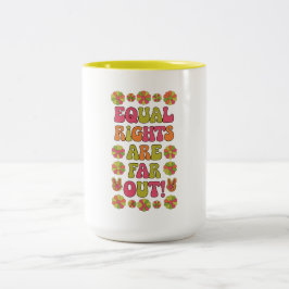 Caneca De Café Em Dois Tons Direitos iguais estão longe