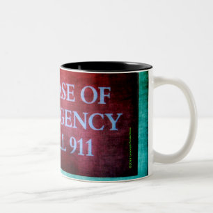 Caneca De Café Em Dois Tons Discagem 911