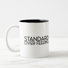 Caneca De Café Em Dois Tons Disciplina Sobre Motivação Minimalista