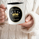 Caneca De Café Em Dois Tons Diversão da Rainha de Picleball, nome inicial<br><div class="desc">Ela não vai se divertir com isso — sua rainha do piquete com sua coroa e personalizada com seu nome e inicial / monograma. Qualquer solicitação especial ou assistência ao design,  basta enviar um bate-papo ou um e-mail para charmdesignstudio@rcn.com e teremos todo o prazer em ajudá-lo.</div>